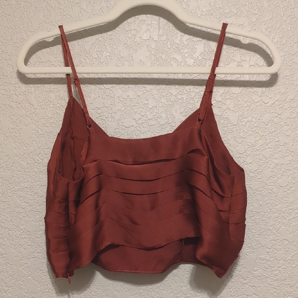 Express rust satin ruffled twist detail cropped sleeveless camisole blouse - Picture 3 of 8